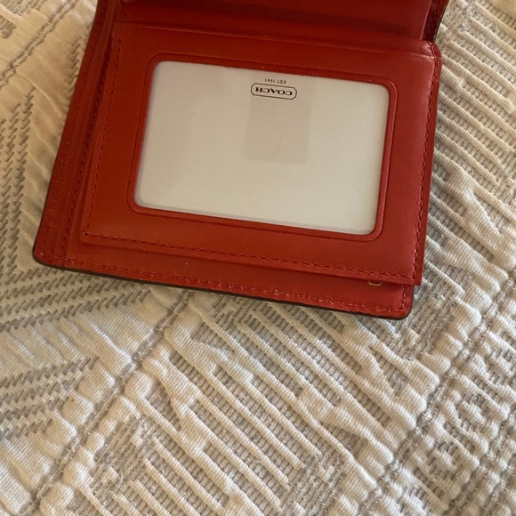 Floral Fantasy - Picture 6 of 11